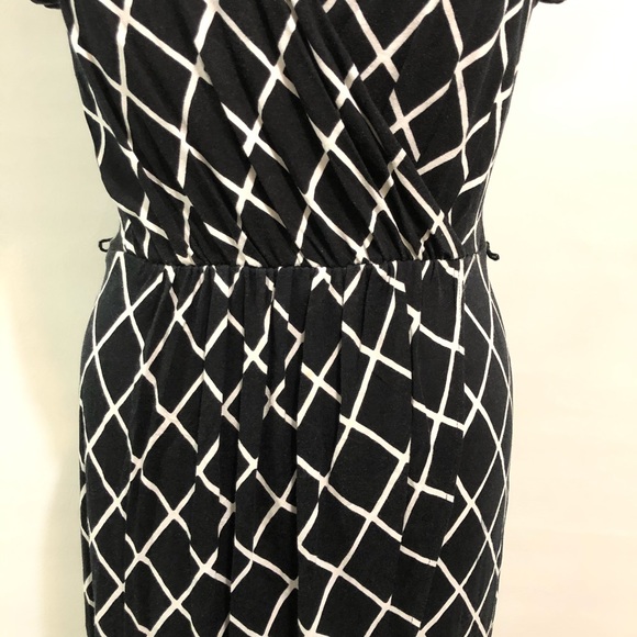 Express dress black white sz S GUC hi-lo hem - Picture 12 of 16